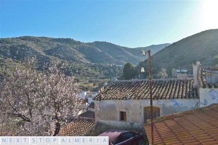 Image No.33-3 Bed Village House for sale