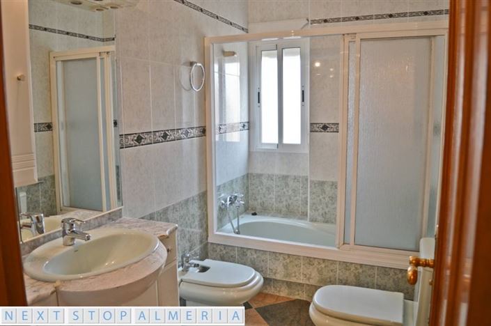 Image No.40-4 Bed Apartment for sale