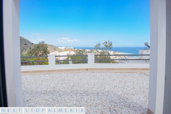 Image No.18-2 Bed Property for sale