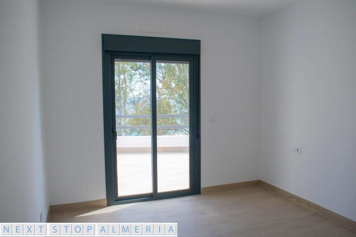 Image No.22-2 Bed Property for sale