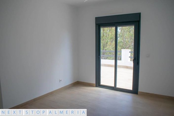 Image No.23-2 Bed Property for sale