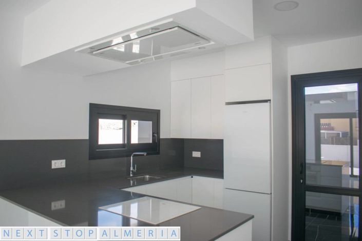 Image No.14-2 Bed Property for sale