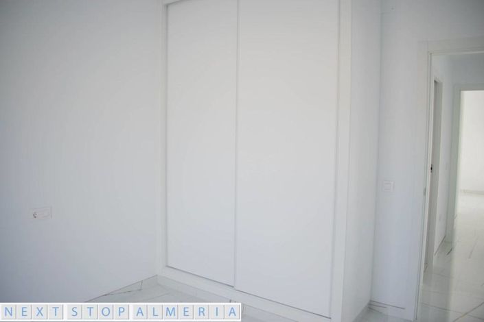 Image No.24-2 Bed Property for sale