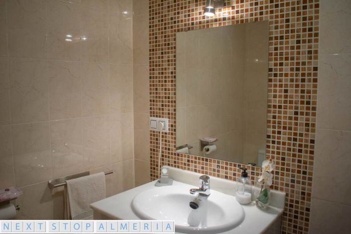 Image No.29-3 Bed Property for sale