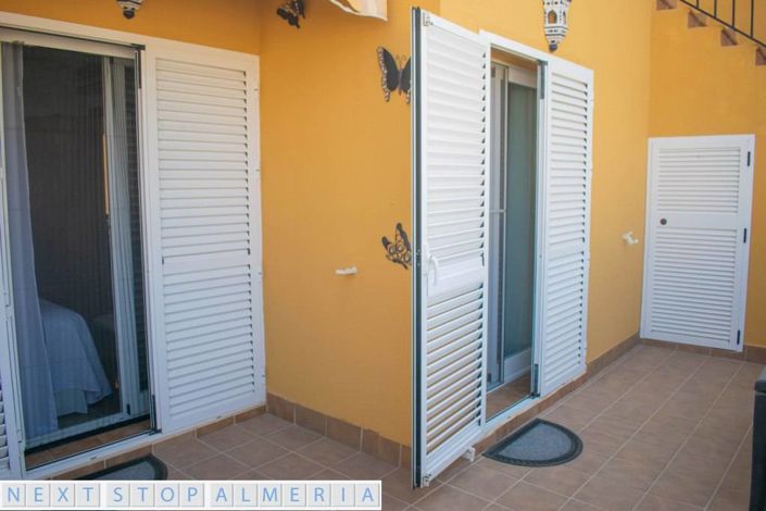 Image No.52-3 Bed Property for sale