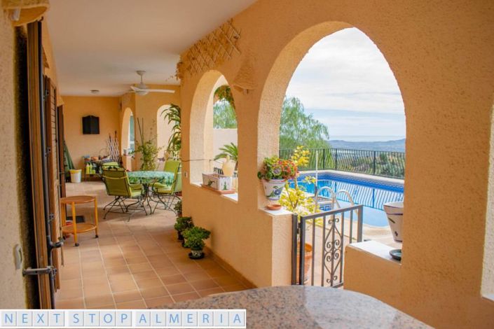 Image No.38-4 Bed Property for sale