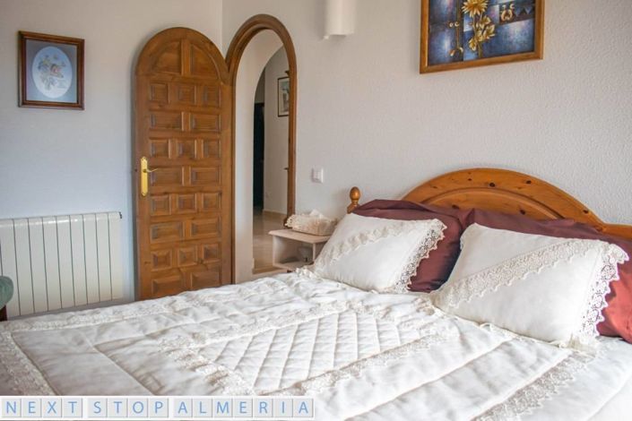 Image No.52-4 Bed Property for sale