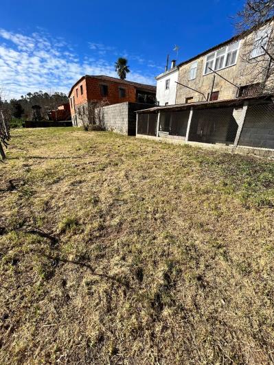 Image No.19-4 Bed Farmhouse for sale