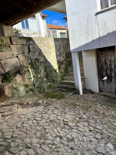 Image No.31-4 Bed Farmhouse for sale