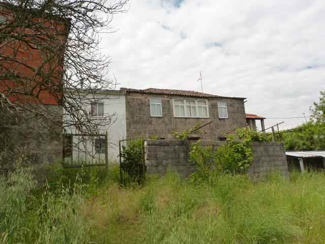 Image No.41-4 Bed Farmhouse for sale