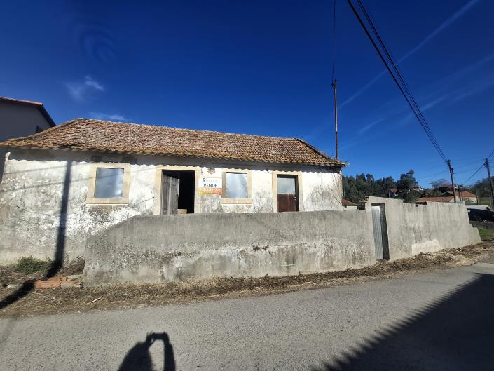 Image No.3-3 Bed Property for sale