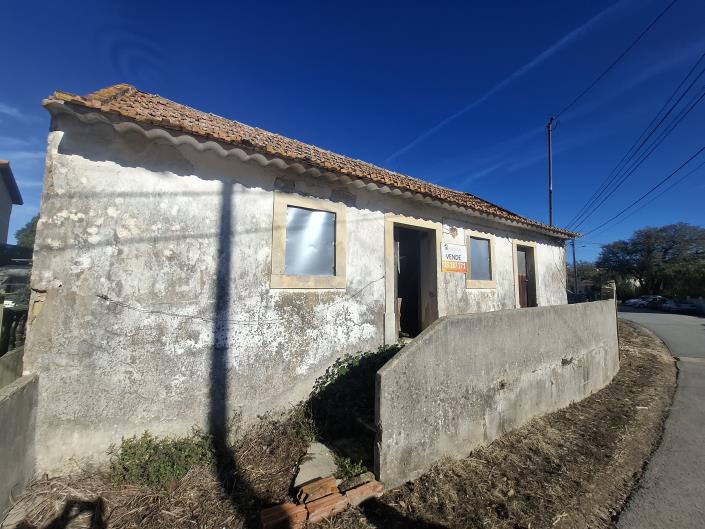 Image No.18-3 Bed Property for sale