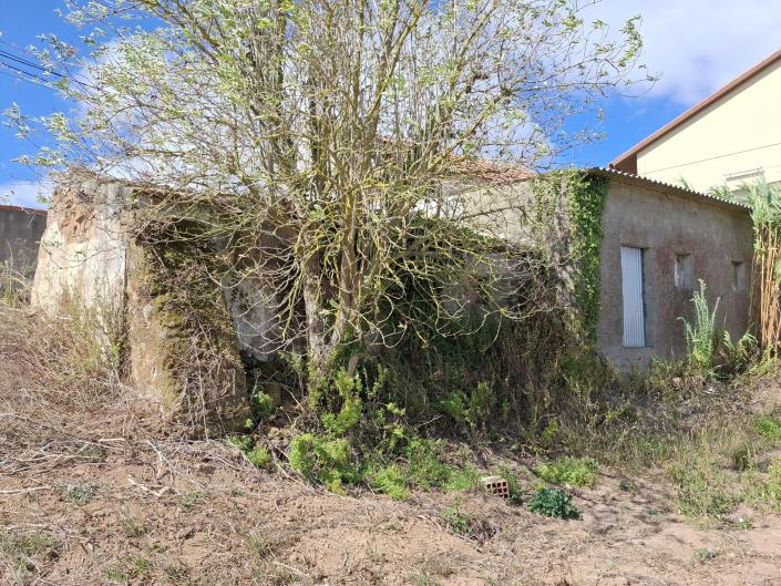 Image No.29-3 Bed Property for sale