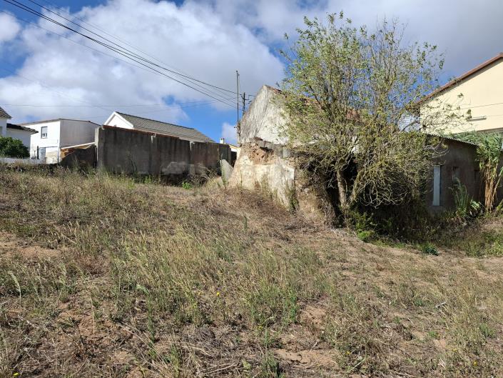 Image No.31-3 Bed Property for sale