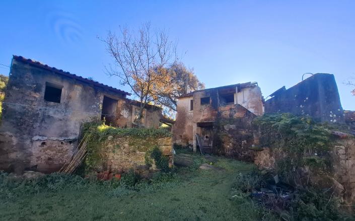 Image No.8-3 Bed Property for sale