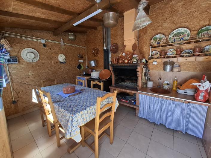 Image No.28-3 Bed Country Property for sale