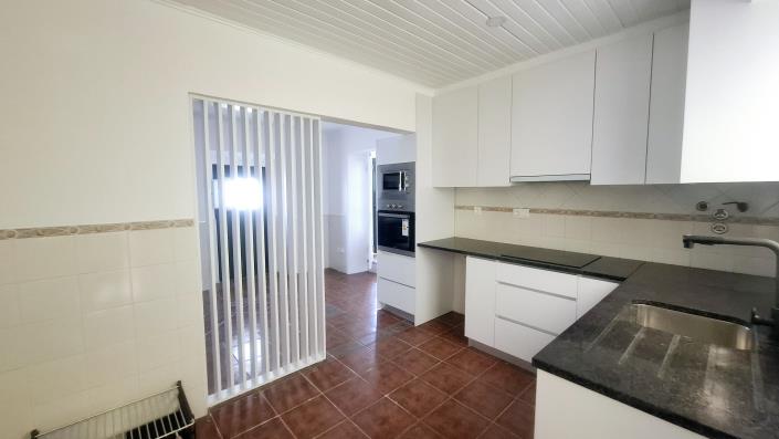 Image No.22-3 Bed Country Property for sale