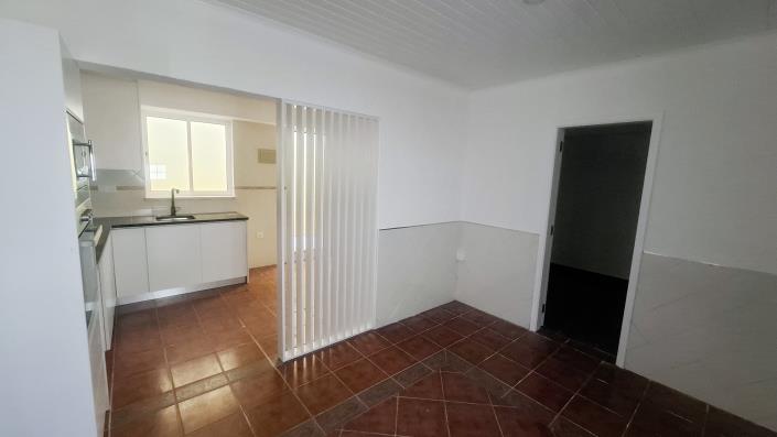 Image No.23-3 Bed Country Property for sale