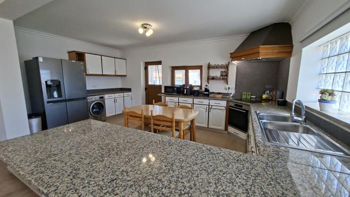 Image No.16-5 Bed House/Villa for sale