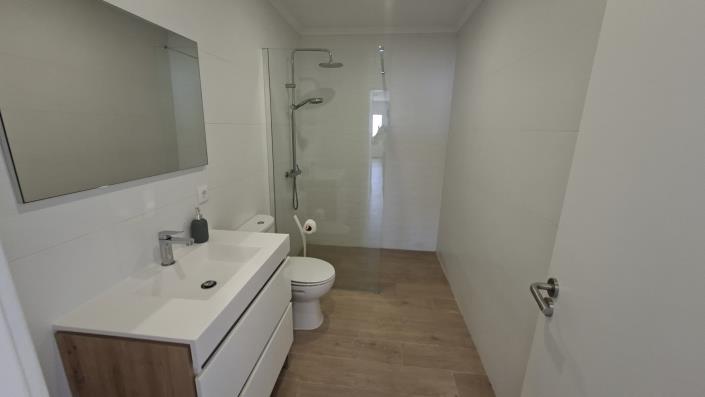 Image No.18-5 Bed House/Villa for sale