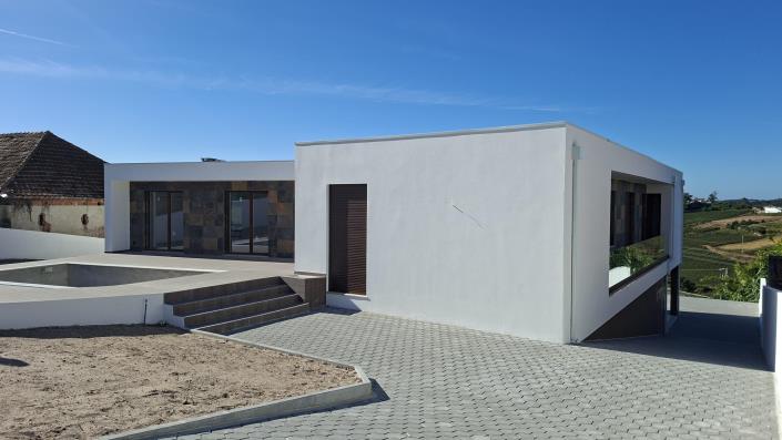 Image No.2-4 Bed House/Villa for sale