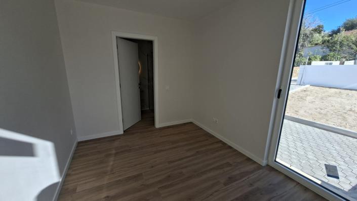 Image No.12-4 Bed House/Villa for sale