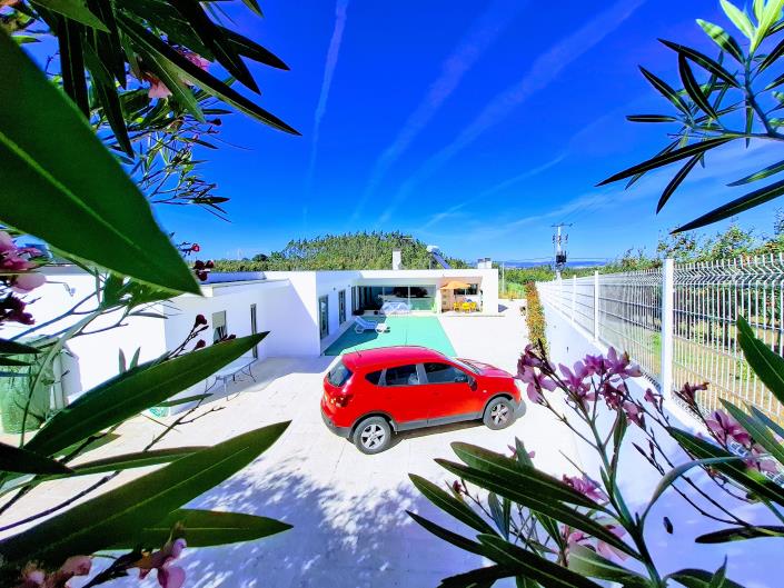 Image No.1-4 Bed House/Villa for sale