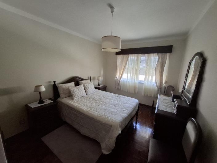 Image No.10-3 Bed House for sale