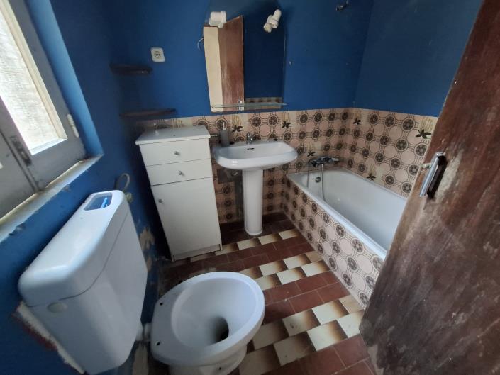 Image No.6-1 Bed House for sale