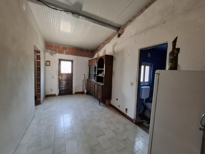 Image No.8-1 Bed House for sale