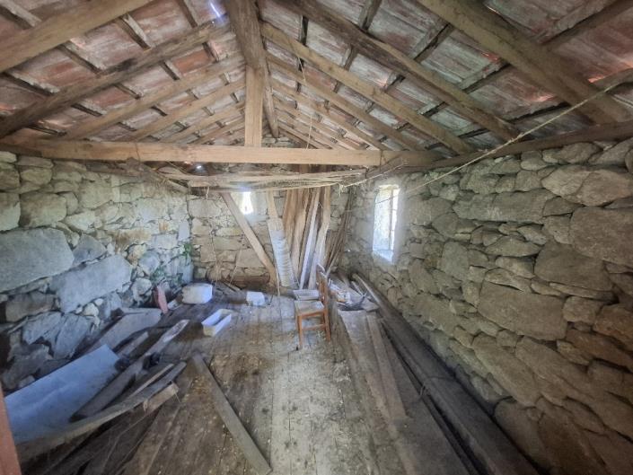 Image No.21-3 Bed Farmhouse for sale