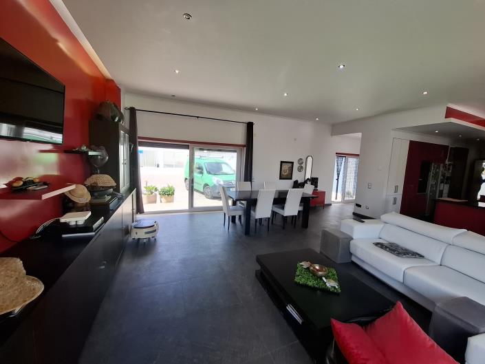 Image No.14-4 Bed House/Villa for sale