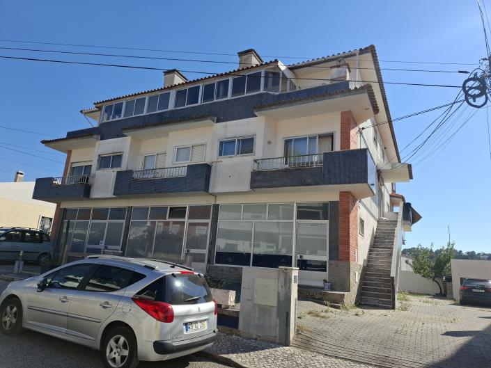 Image No.3-14 Bed Property for sale