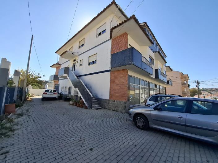 Image No.7-14 Bed Property for sale