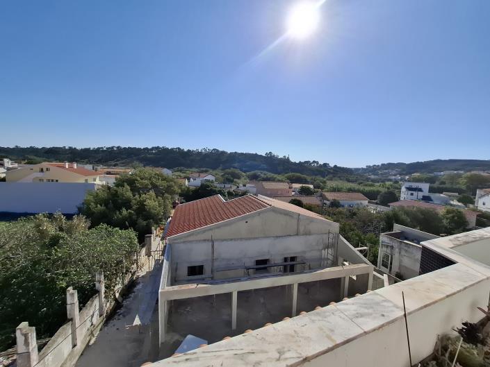 Image No.14-14 Bed Property for sale