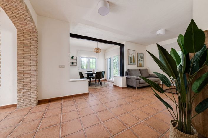 Image No.5-2 Bed Property for sale