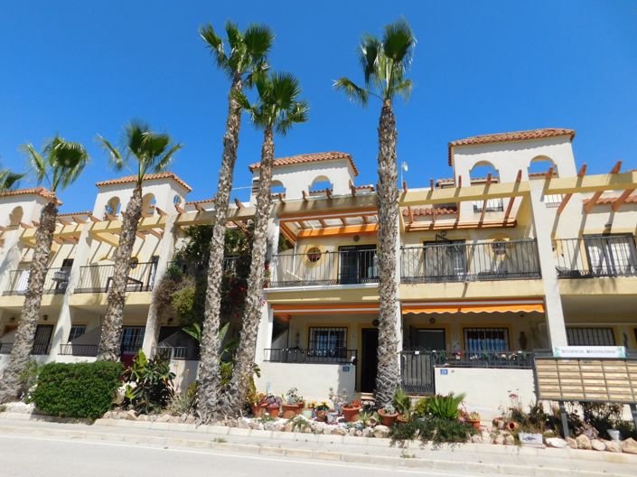 Image No.1-2 Bed Townhouse for sale