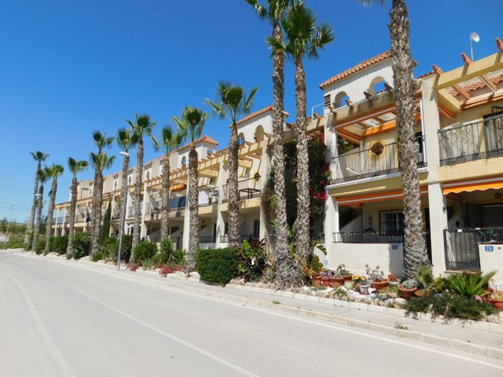 Image No.46-2 Bed Townhouse for sale