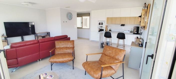 Image No.4-2 Bed Penthouse for sale