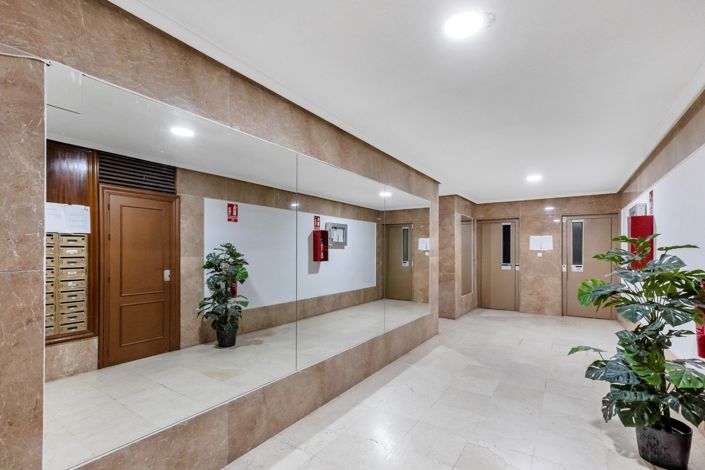 Image No.16-2 Bed Apartment for sale