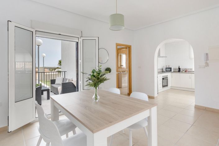 Image No.8-3 Bed Villa for sale