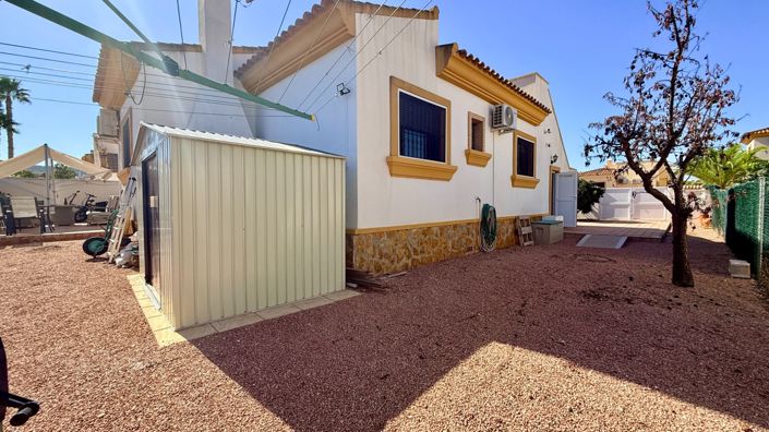 Image No.13-3 Bed Country House for sale