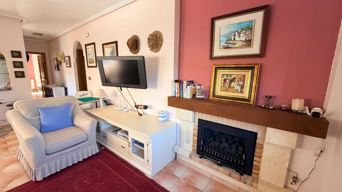 Image No.27-3 Bed Country House for sale