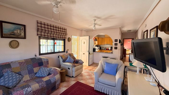 Image No.28-3 Bed Country House for sale