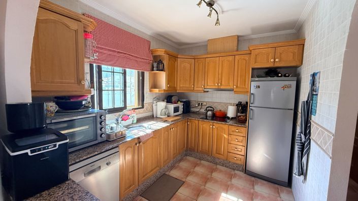 Image No.29-3 Bed Country House for sale