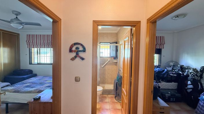 Image No.36-3 Bed Country House for sale