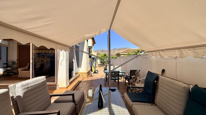 Image No.9-3 Bed Country House for sale