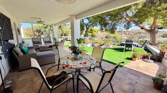 Image No.19-4 Bed Country House for sale