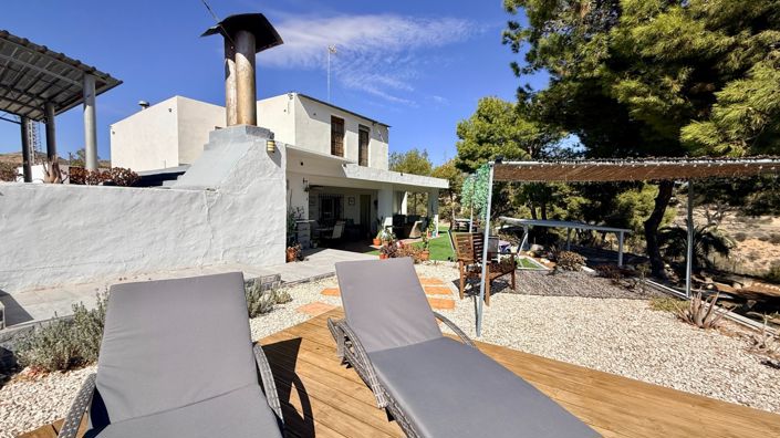 Image No.6-4 Bed Country House for sale