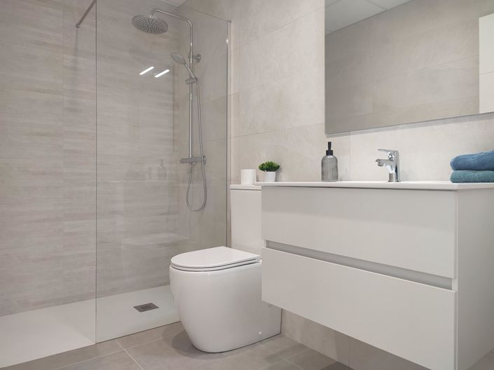 Image No.19-3 Bed Property for sale